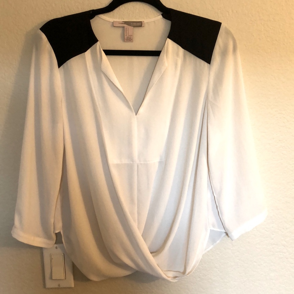 3/4 Sleeve Drape Blouse